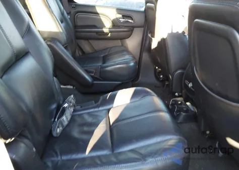 2008 GMC Yukon Denali из США, поврежденный, VIN 1GKFK63888J101340